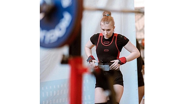 Силач из Ноябрьска взял самый большой вес в Минске