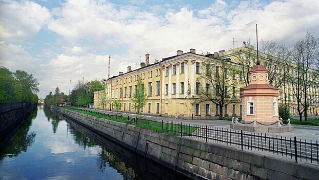 К 320-летию Кронштадта запланировали фестиваль кузнецов, концерты и флотскую кухню