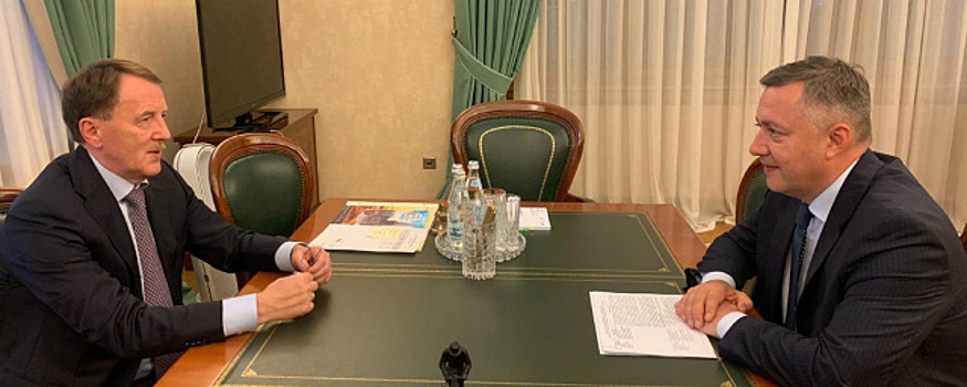 Губернатор Приангарья Кобзев провел рабочую встречу с зампредом Госдумы Гордеевым