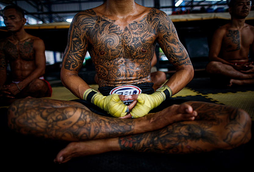 Занятия тайским боксом по программе реабилитации заключенных