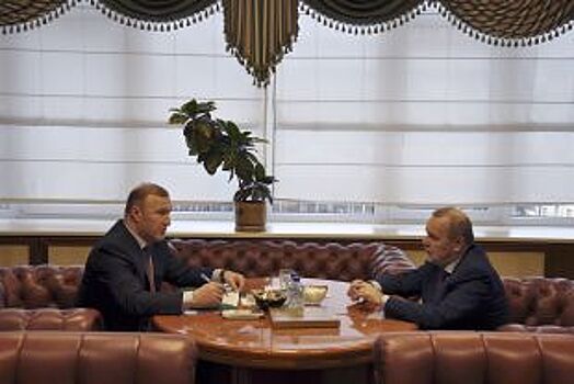 Врио главы Адыгеи встретился с председателем Фонда соцстрахования РФ