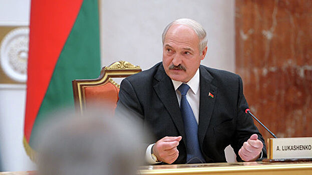 Лукашенко обсудил с госсекретарем Совбеза визит Болтона
