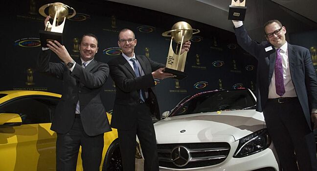 Mercedes получил премию «Автомобиль года в России»
