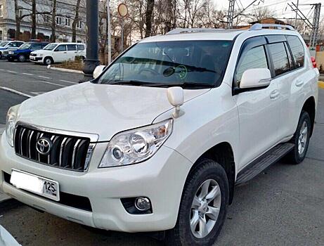 Неожиданную уязвимость Land Cruiser Prado раскрыло ДТП во Владивостоке