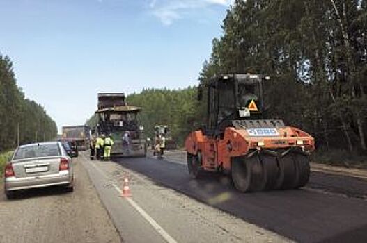 Жителям посёлка Омского пообещали ремонт дороги в 2019 году