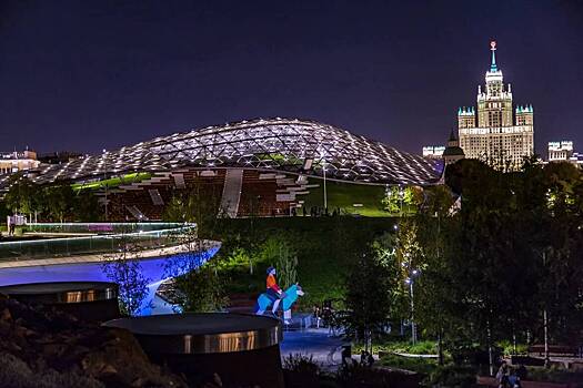 Москва «в огнях»: самые необычные места с подсветкой в столице