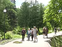 Участники проекта "Социальный туризм" отправились на экскурсию в самарский Ботанический сад