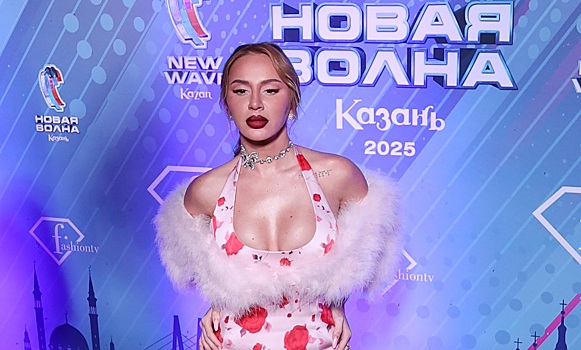 Певица Анна Asti устроила гендер-пати на своем концерте по просьбе поклонницы