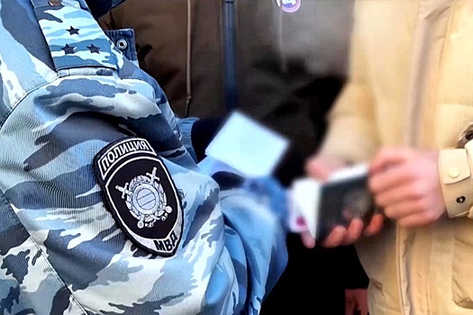 Подозреваемого в запуске фейерверка возле жилого дома задержали в Челябинске