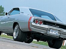Зрелищный дрифт-заезд Dodge Charger 1968 года на Фестивале скорости показали на видео