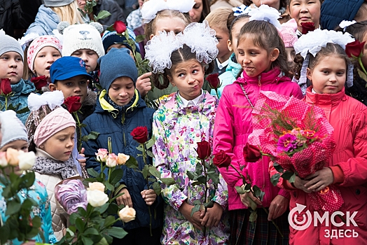 Мэр Омска в День знаний побывала в гимназии №76