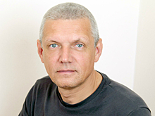 Ведущий Александр Галибин покидает программу «Жди меня»