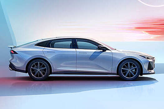 В Китае начались продажи лифтбека Changan Uni-V нового поколения