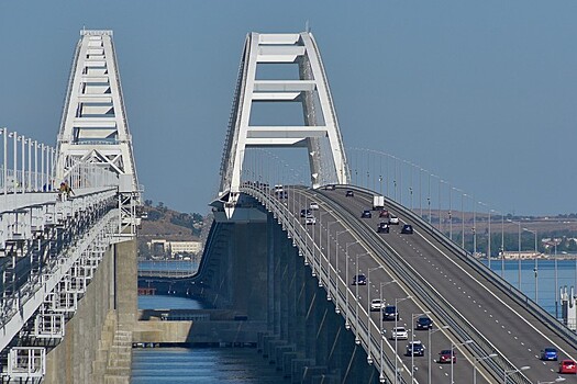 Транспортное движение по Крымскому мосту могут ограничить 31 марта и 1 апреля
