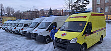 В больницы Оренбуржья направили 15 новых автомобилей