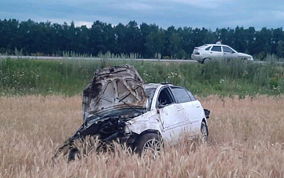 В Скопинском районе пьяный водитель без «прав» пострадал при опрокидывании Kia Rio
