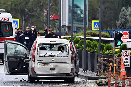 Глава МВД Турции: у здания министерства произошел теракт, пострадали полицейские