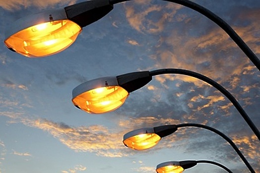Почти 36 тыс. уличных светильников установили и модернизировали в Подмосковье с начала года