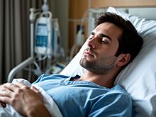 В Волгограде 18-летний юноша остается в реанимации после атаки БПЛА