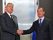 Медведев встретился с премьером Белоруссии