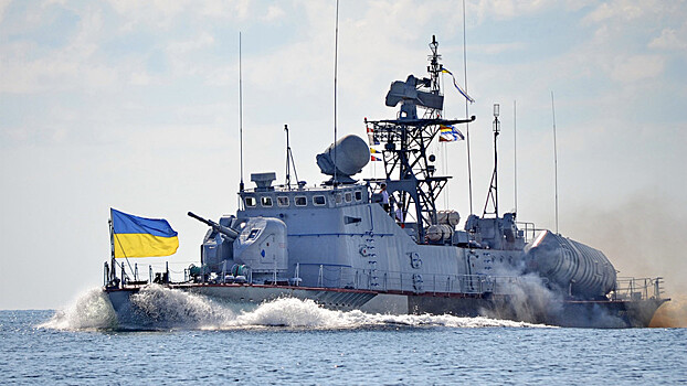 К Керченскому проливу направились украинские корабли