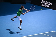 Медведев на отказе соперника вышел во второй круг Открытого чемпионата Австралии