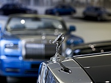 Rolls-Royce представил финальную серию купе и кабриолета Phantom