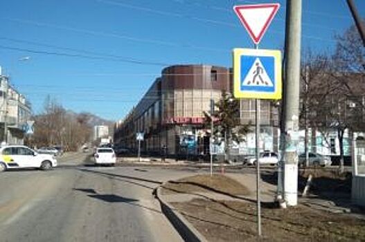 Водитель белой легковушки в Пятигорске сбил ребёнка и скрылся