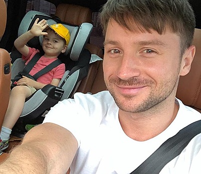 «Лягушки-путешественники»: 4-летний сын Сергея Лазарева становится все больше похож на звездного отца