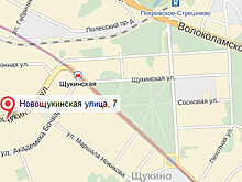 Водитель автобуса врезался в остановку из-за микроинсульта