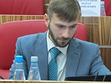 В Салехарде муниципальных депутатов научат помогать людям
