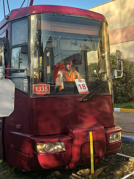 Водитель трамвая из Самары вошел в пятерку лучших по России