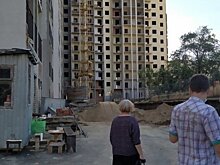 Дольщиков долгостроя "Свея" уверили в сдаче дома, но отказали в металлических дверях и отделке