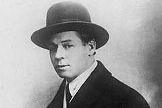 В Европе предложили поставить еще один памятник Есенину