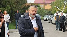 Суд Боснии отпустил обвиняемого в преступлениях против сербов Насера Орича
