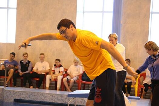 Олимпийский чемпион поделился опытом с детьми