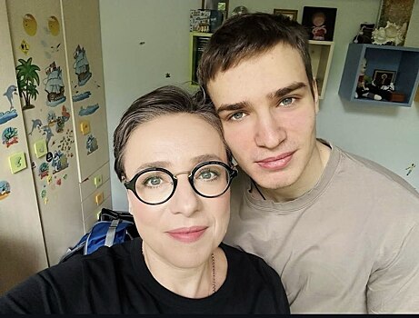 В день его рождения: Тутта Ларсен показала старшего сына, отслужившего в армии