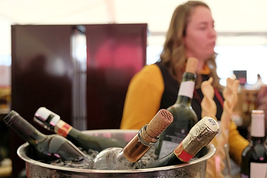 Минсельхоз поддержал идею квоты в 20 процентов на российское вино в ресторанах