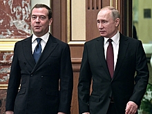 Валерий Соловей: Жена Медведева и олигархи хотят, чтобы он стал преемником Путина