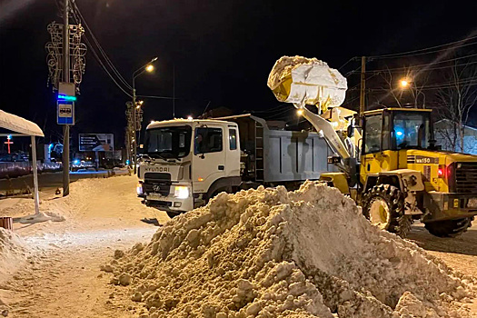 Мэр Сергей Надсадин: С улиц Южно-Сахалинска за прошедшие сутки вывезли 35 тысяч кубометров снега