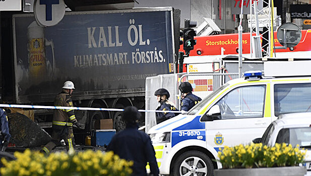 Шведские грузовики оснастят противоугонными устройствами после теракта