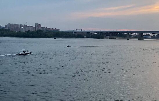 Владельца судна оштрафовали на 50 тысяч за экскурсии по Оби в Новосибирске