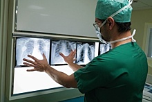 Пульмонолог назвал первые признаки поражения лёгких