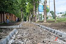 Мэр Екатеринбурга объявил об отказе от тротуарной плитки в пользу асфальта