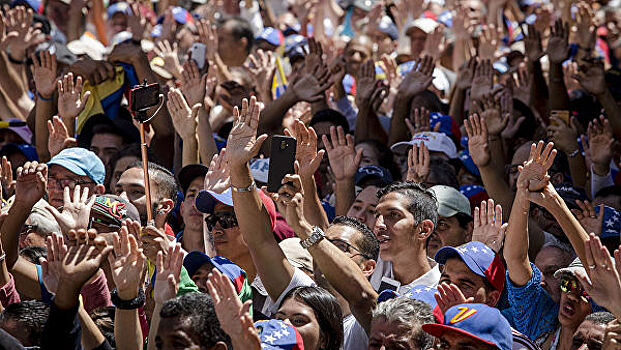 В Венесуэле министр молодежи анонсировал марш в защиту родины 23 февраля
