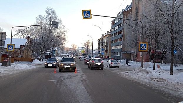 Подростка сбила иномарка в центре Вологды