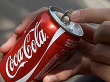 Блогеры показали итог трехнедельной выдержки зубов в Coca-Cola