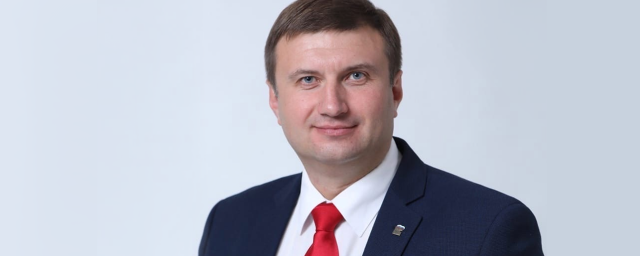 Депутат Юрий Ермаков поздравил раменчан с Днем народного единства
