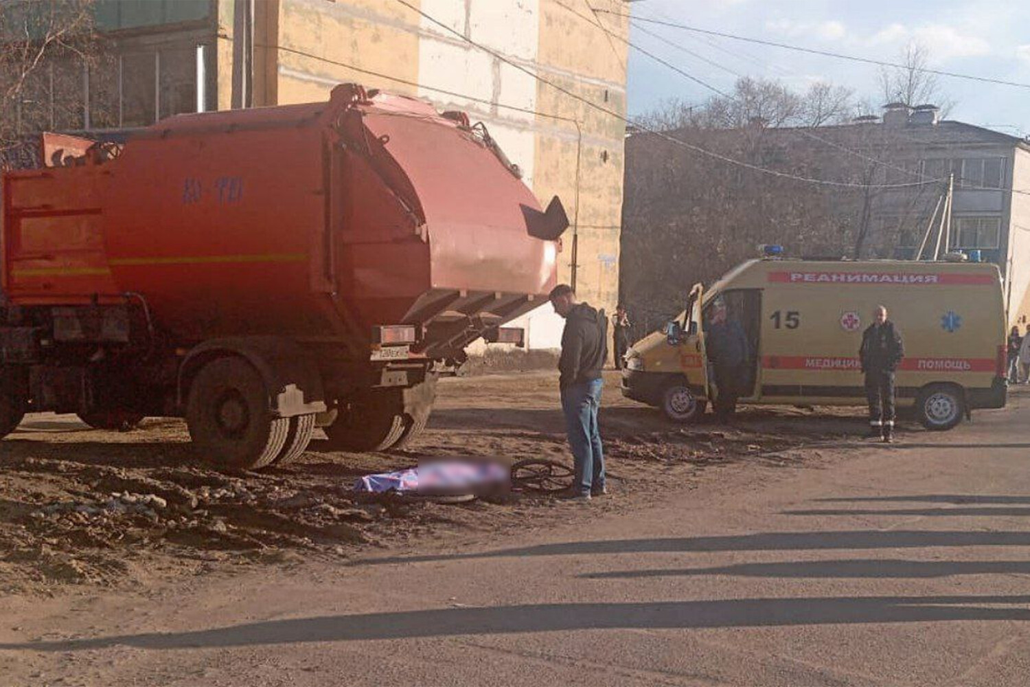 В Белогорске мусоровоз сбил мальчика на велосипеде