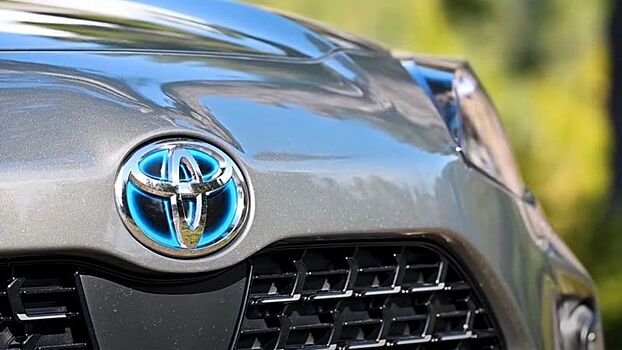 Автомобили Toyota возглавили рейтинг самых надежных подержанных иномарок в РФ